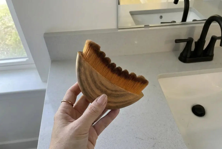 The soft-bristle lymphatic brush
